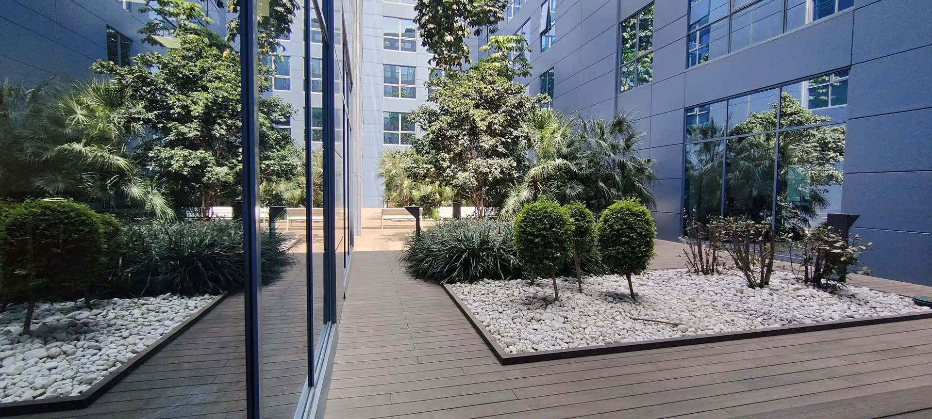 Terrace of Office for rent in Sant Just Desvern  with Air Conditioner, Heating and Internet