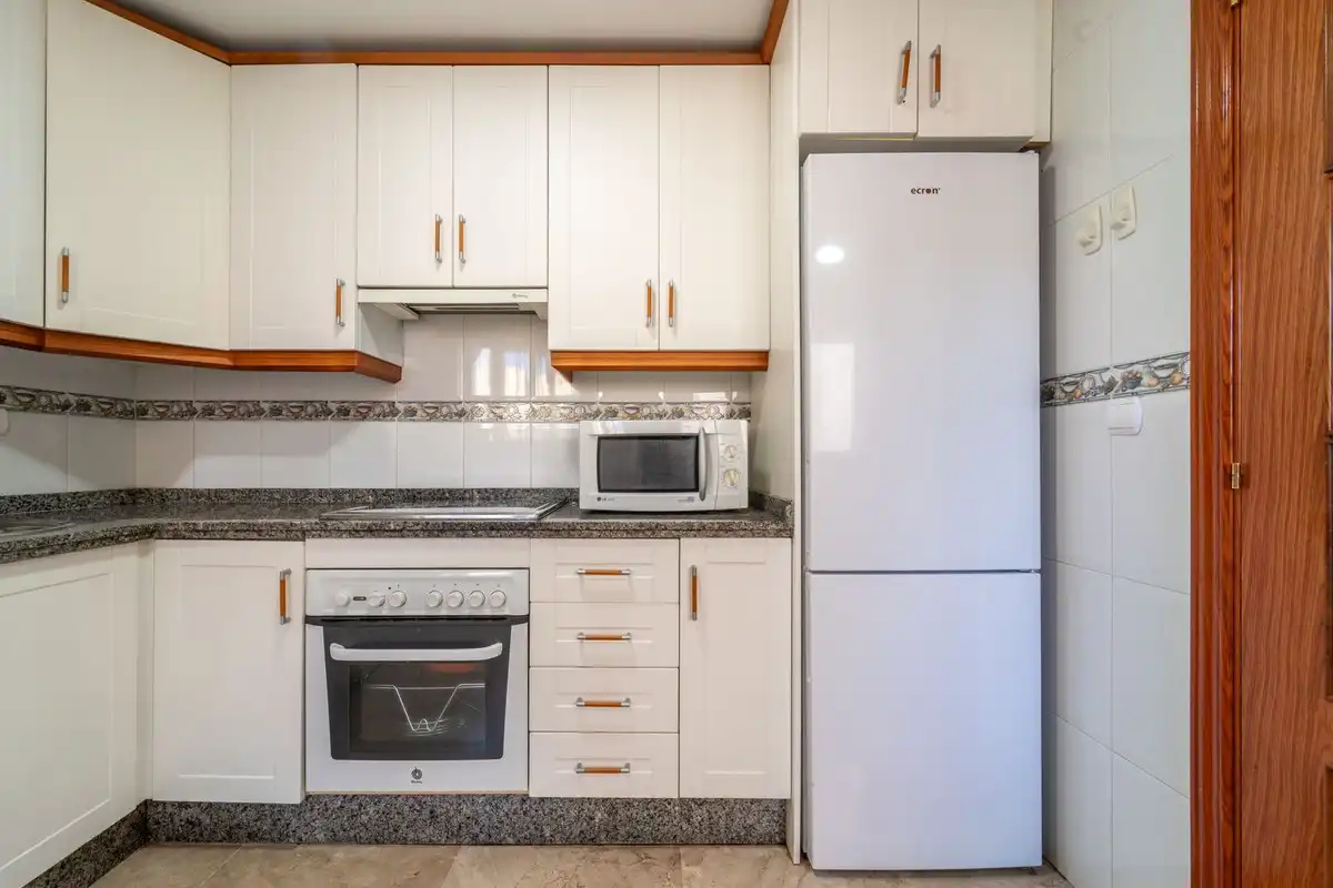 Küche von Dachboden zum Verkauf in Torremolinos mit Klimaanlage, Terrasse und Schwimmbad
