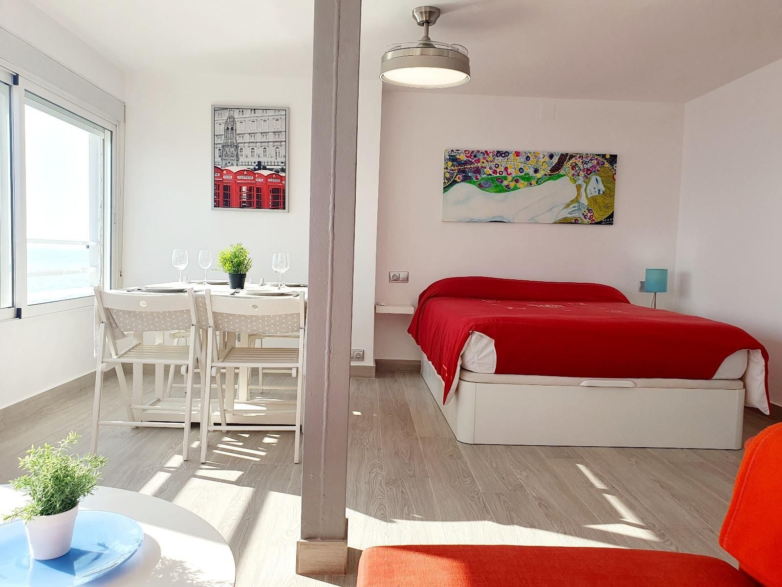 Dormitori de Estudi de lloguer en Alicante / Alacant amb Calefacció i Balcó