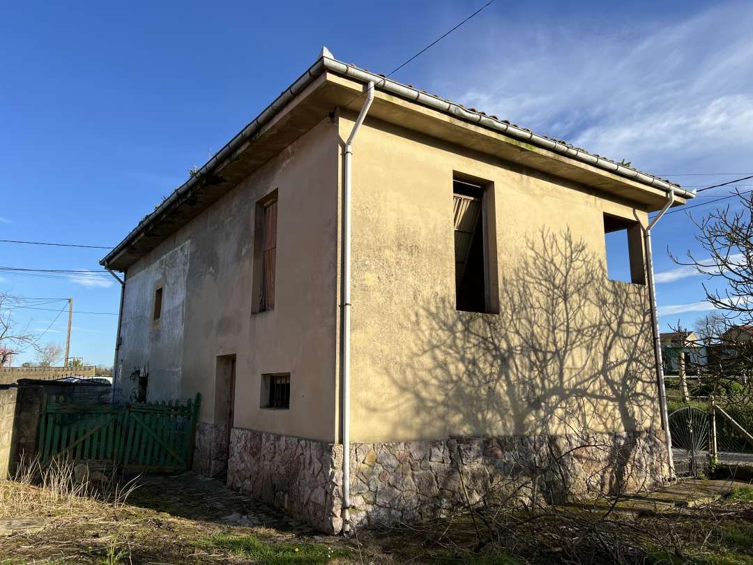 Exterior view of House or chalet for sale in Siero  with Storage room