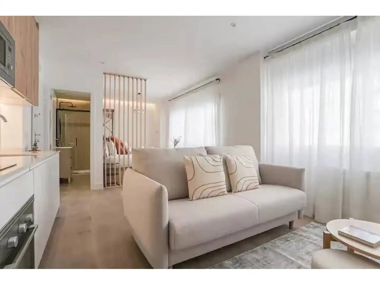 Sala de estar de Estudio en venta en Barcelona con Aire acondicionado, Amueblado y Alarma