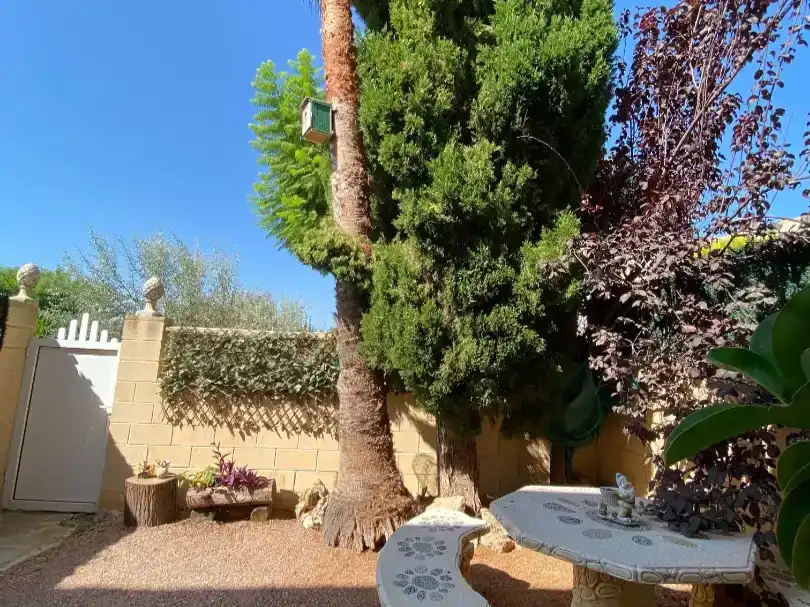 Garden of Flat for sale in Pueblo Español - Coveta Fumá