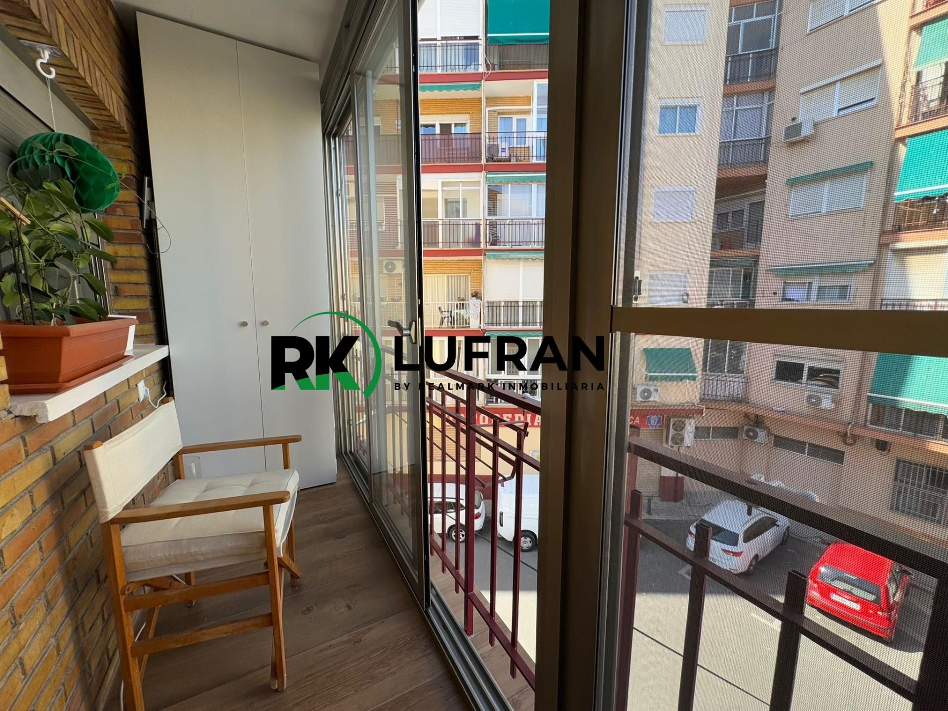 Terrassa de Apartament en venda en Alicante / Alacant amb Aire condicionat, Calefacció i Balcó