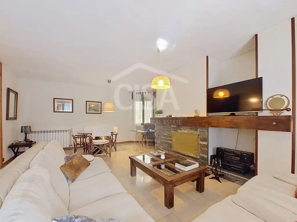 Sala de estar de Dúplex en venta en La Massana con Calefacción, Horno y Microondas