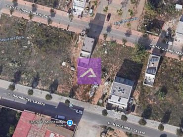 Terreno residencial en venta en Carrer Hernández Lázaro 140