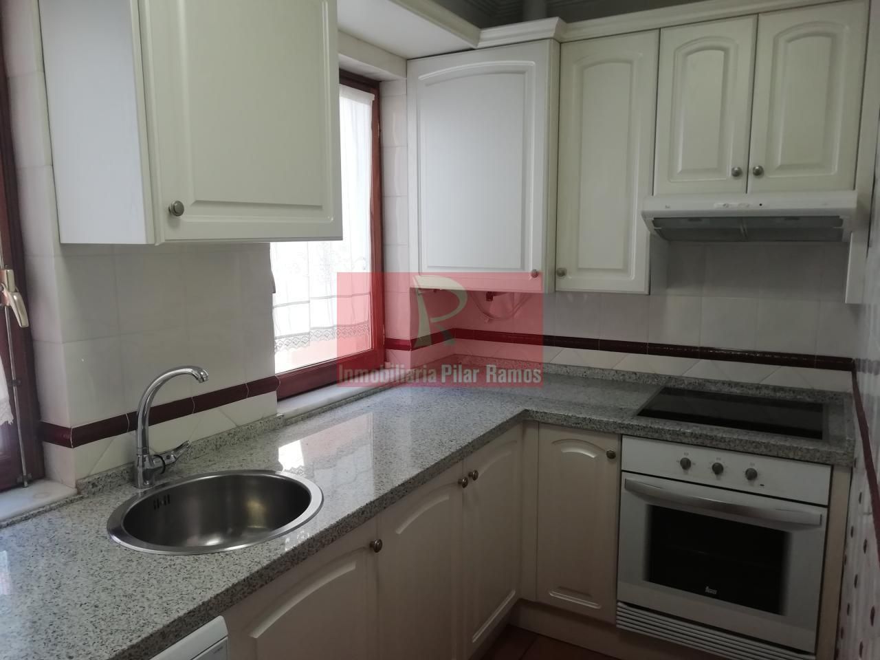 Kitchen of Apartment to rent in León Capital   with Heating, Parquet flooring and Furnished
