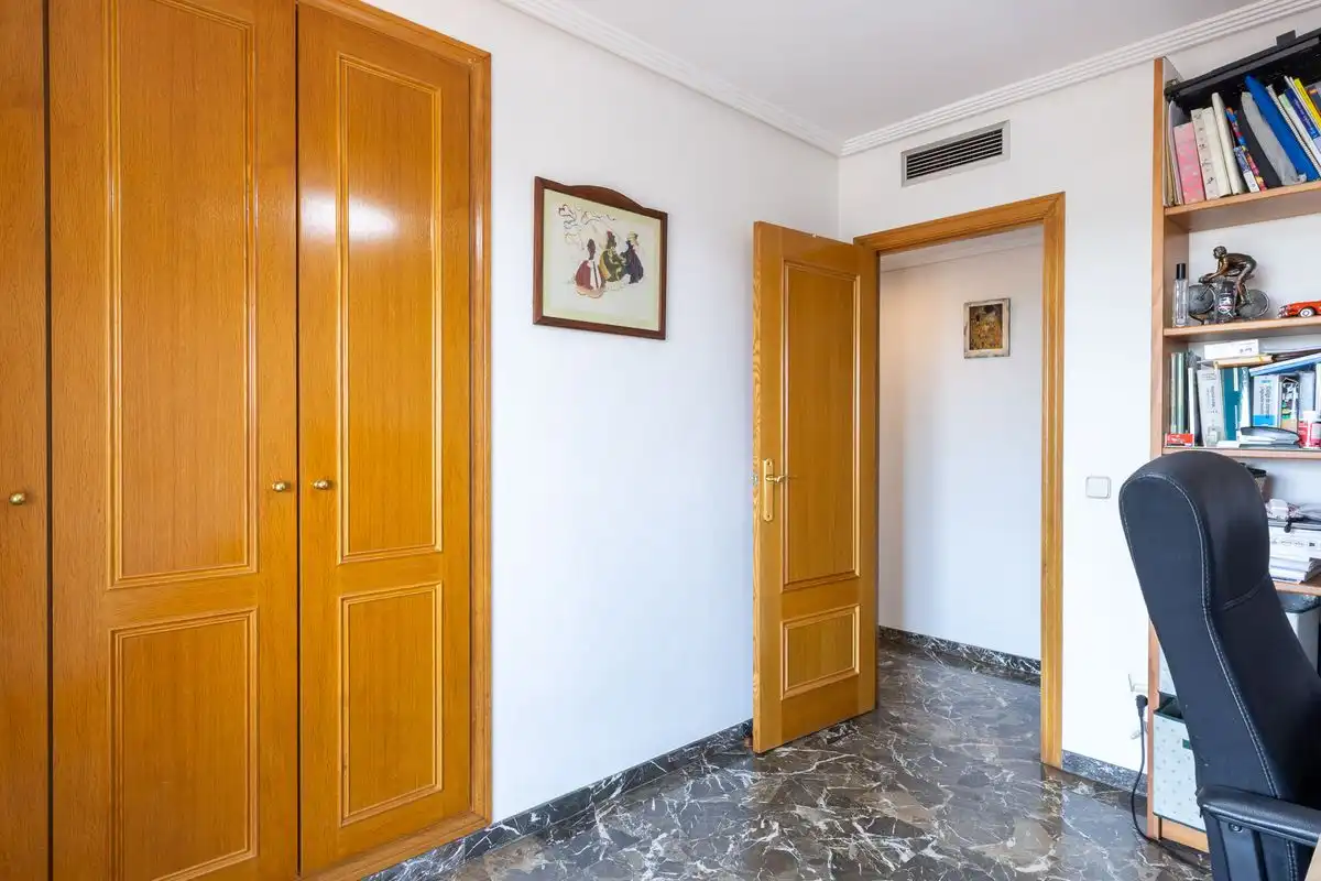 Piso en venta en Valencia con Aire acondicionado, Calefacción y Jardín privado