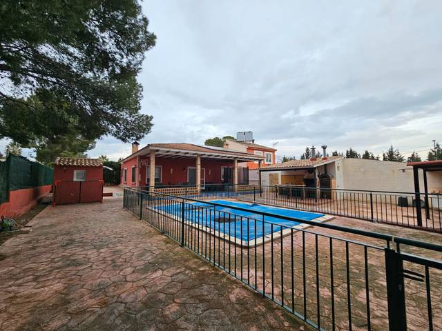 Casa-chalet en Venta en Los Valientes