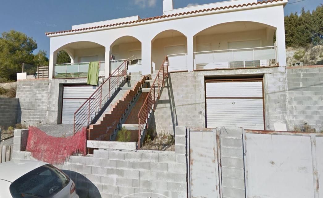 Edifici en venda a Av Andalusia , Les Roquetes