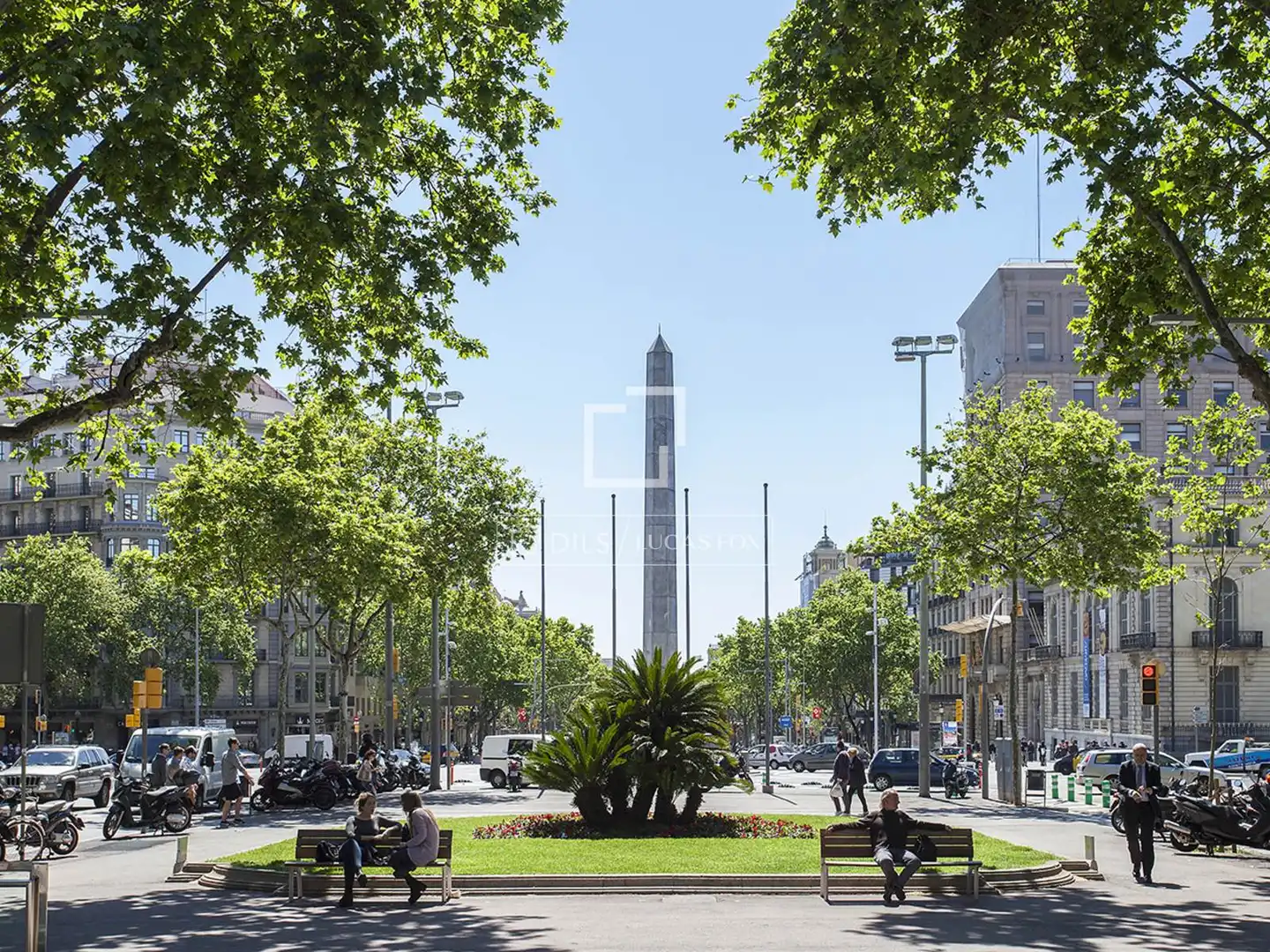 Vista exterior de Piso en venta en Barcelona con Calefacción, Amueblado y Balcón