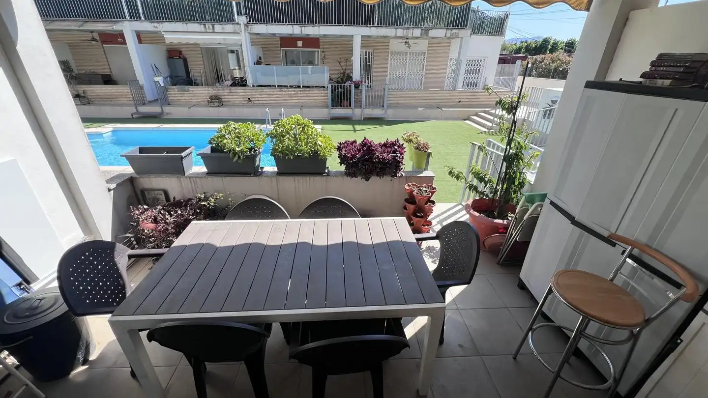 Piso con terraza en venta en Partida Solaes