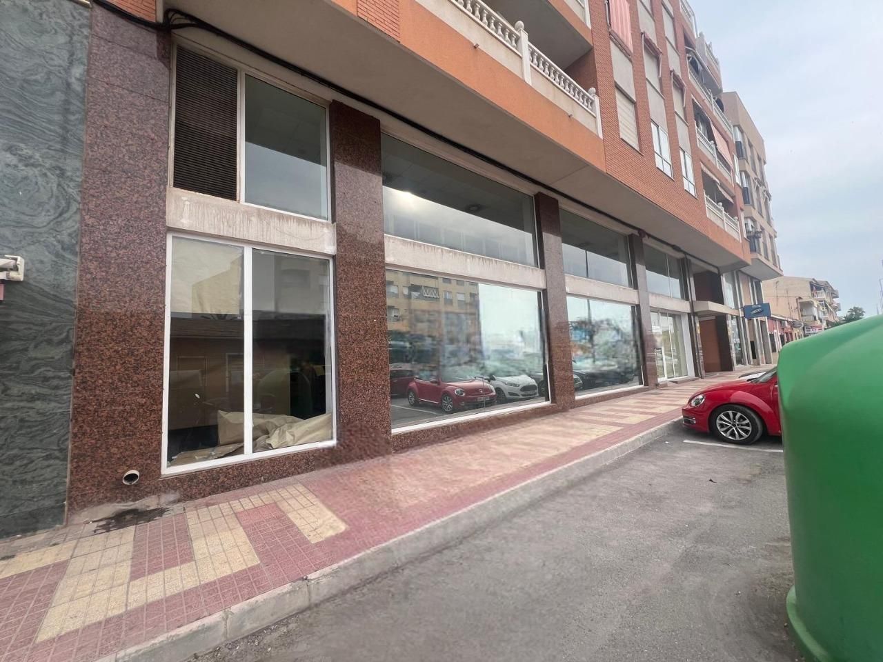 Vista exterior de Nau industrial en venda en El Campello