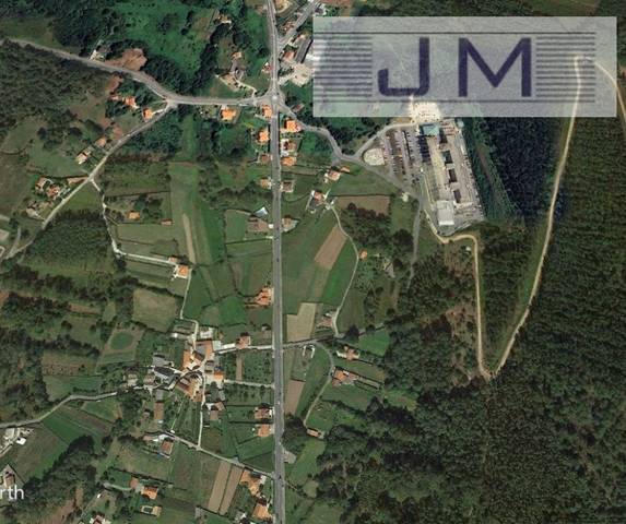 Terreno residencial en Venta en Oleiros