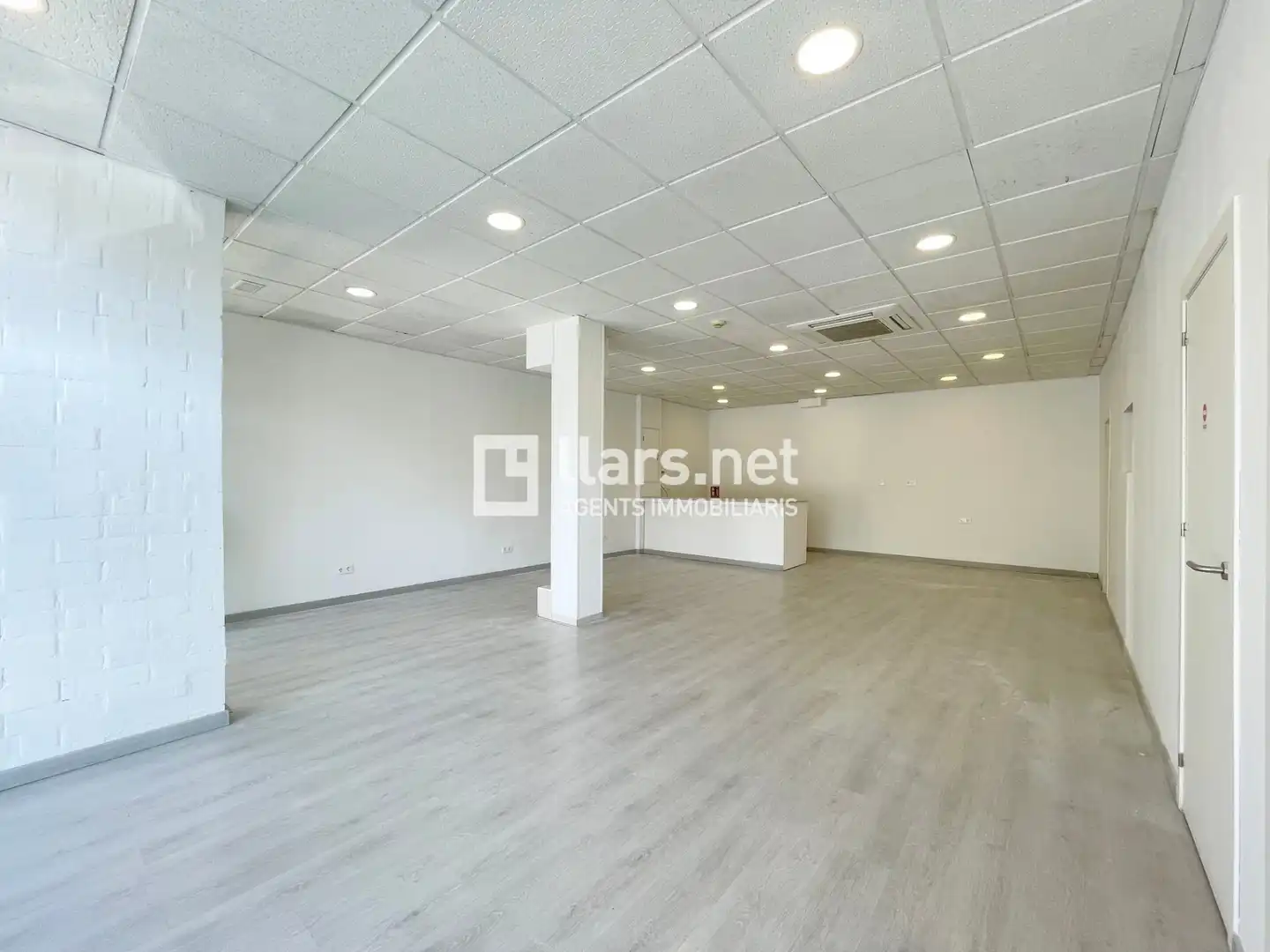Local de alquiler en Sitges con Aire acondicionado