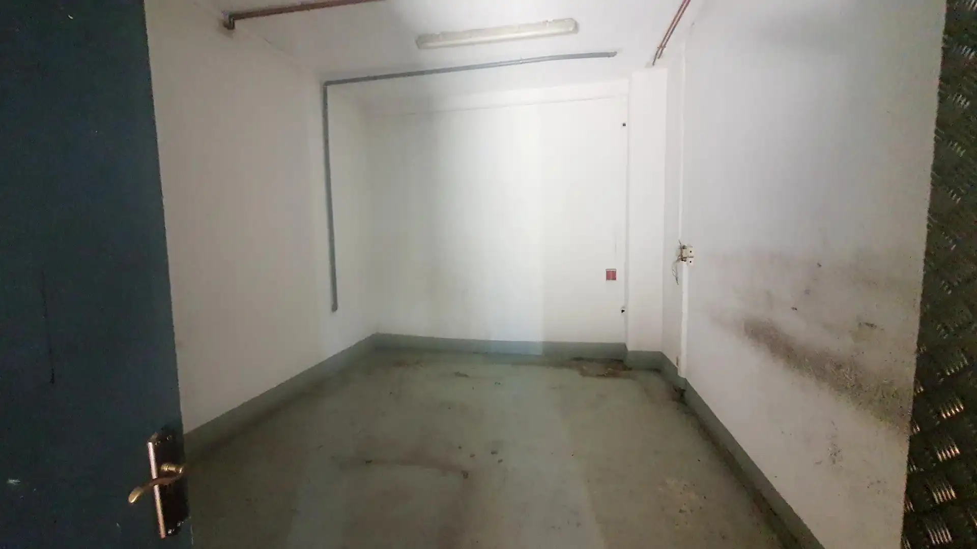 Industrial buildings for sale in Lemoa