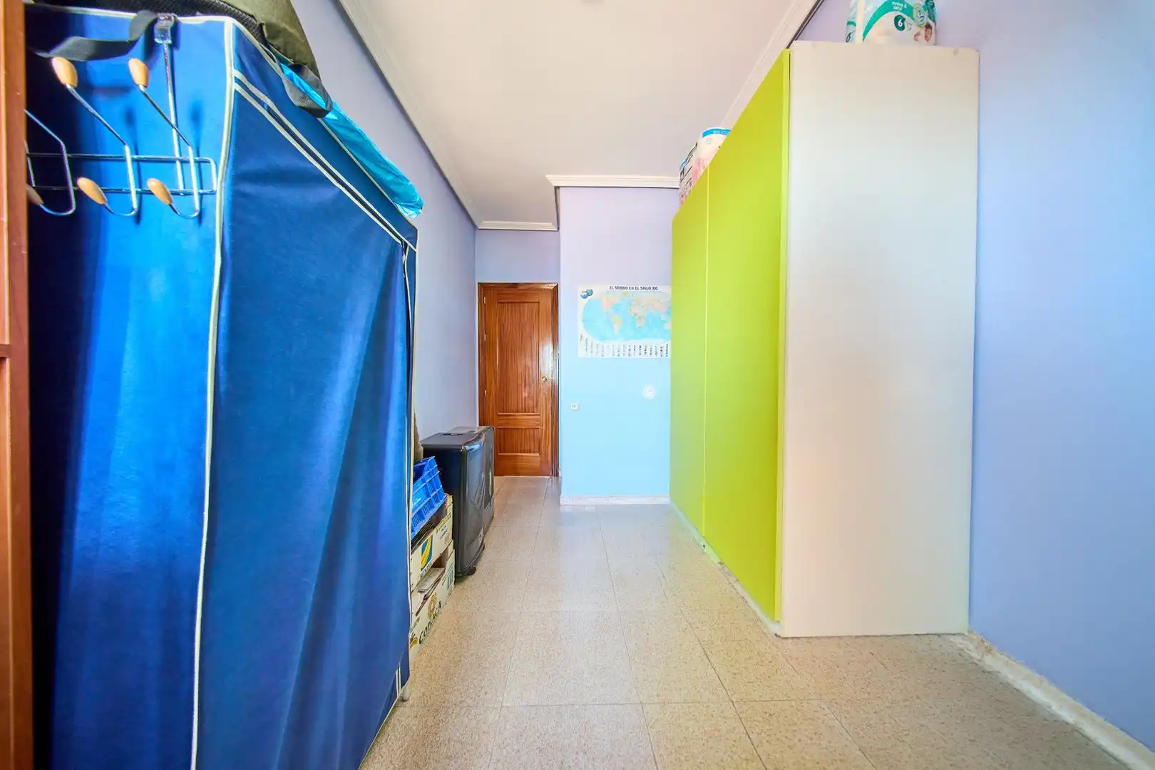 Casa adosada en venta en Baza con Calefacción, Terraza y Trastero