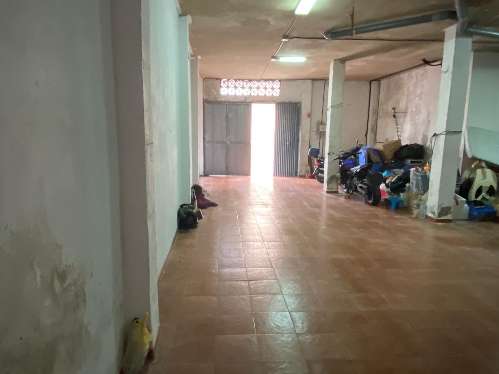 Garage for sale in Barbate