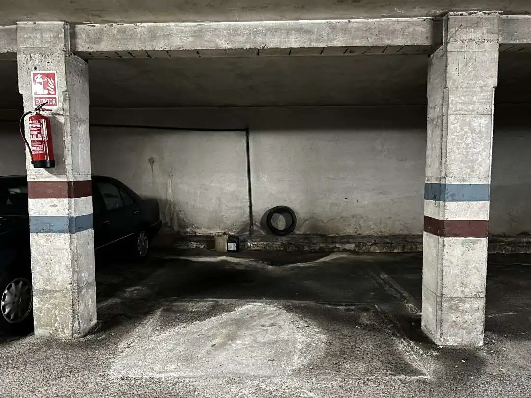 Parcheggio in affitto a Lugones, imagen 4