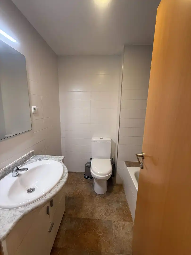 Bathroom of Flat for rent in Barcelona  with Heating