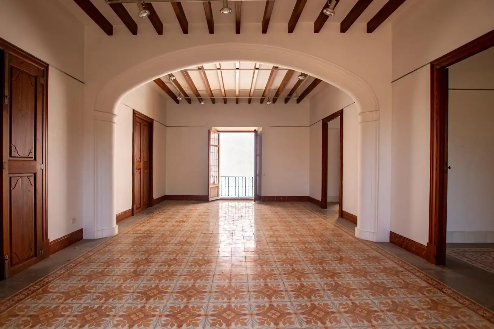 Maison rustique avec terrasse à vendre à Campos poble, imagen 4
