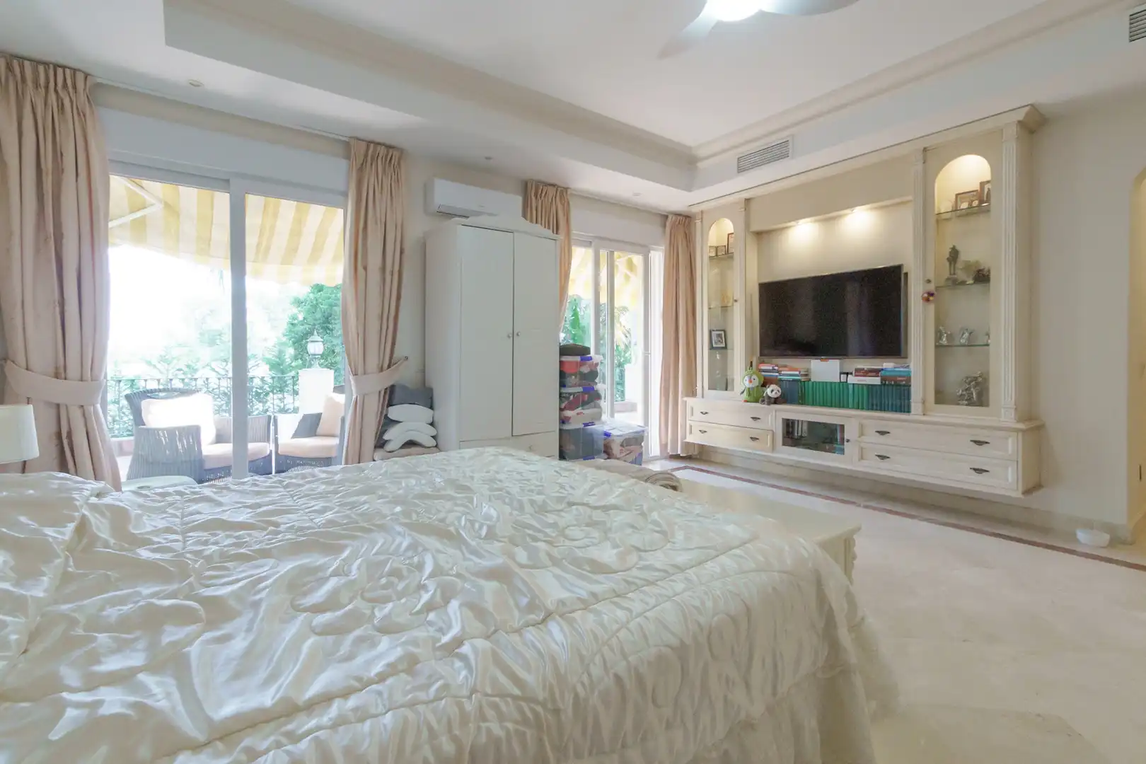 Habitación de Casa o chalet en venta en Marbella con Aire acondicionado, Jardín privado y Terraza