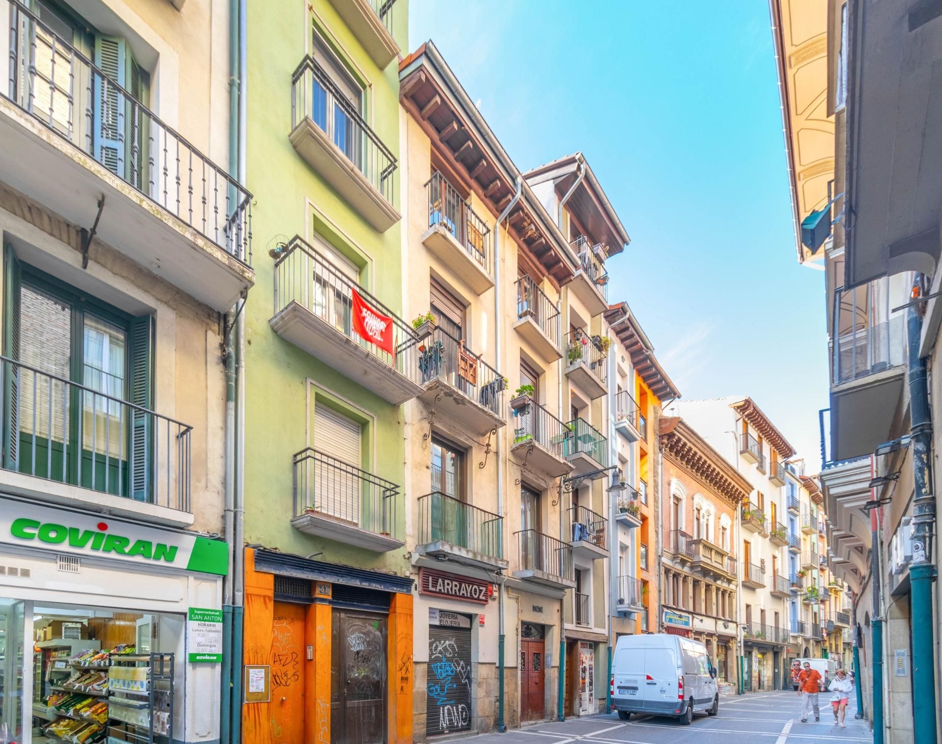 Exterior view of Flat for sale in  Pamplona / Iruña  with Parquet flooring