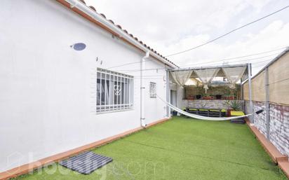 Jardí de Pis en venda en Canovelles amb Aire condicionat i Terrassa