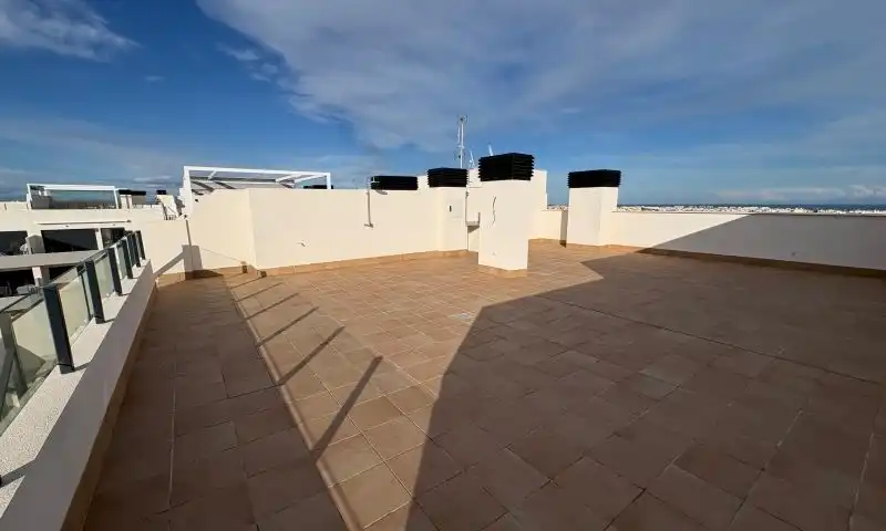 Apartamento con piscina en venta en Orihuela Costa, imagen 7
