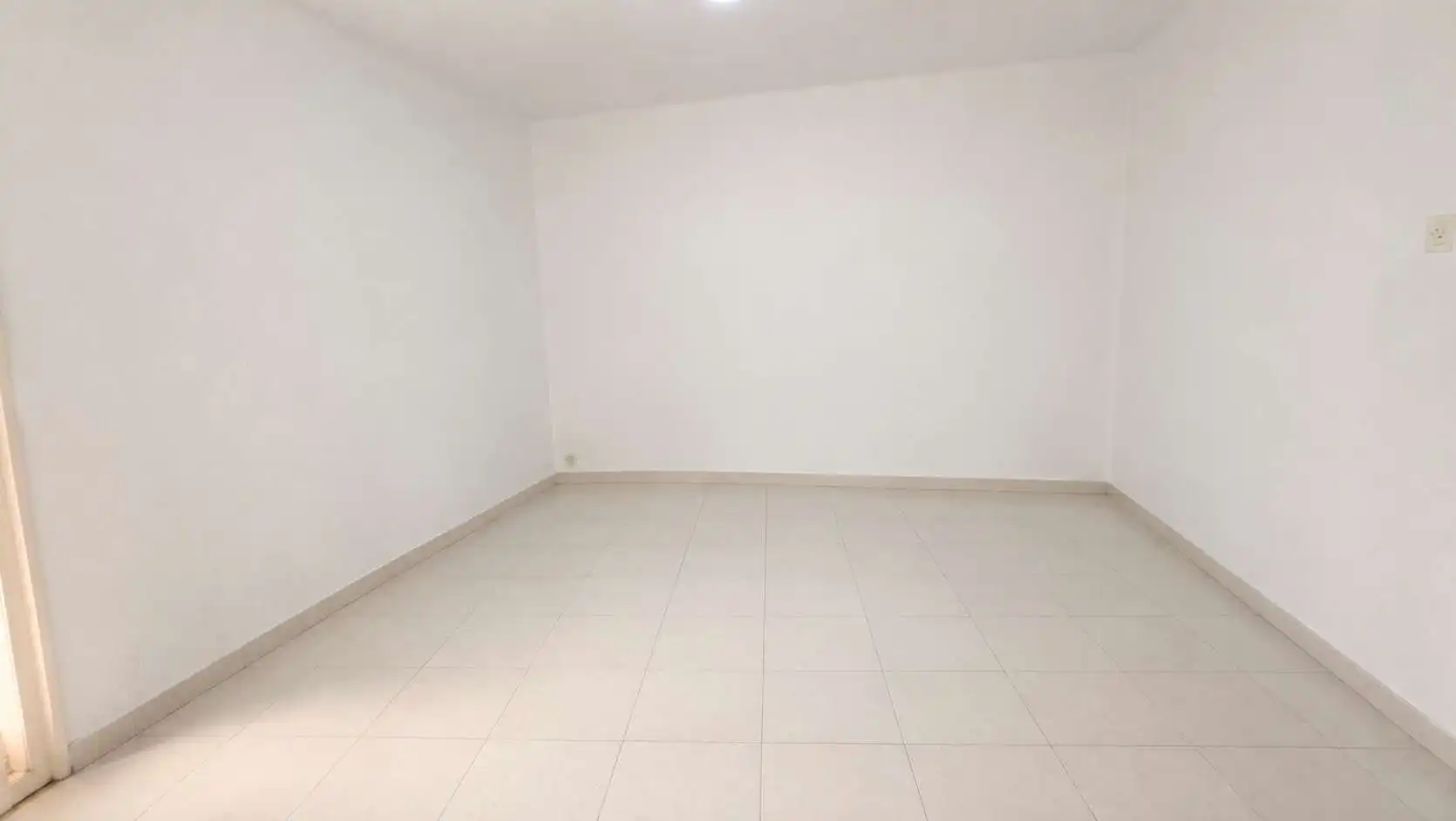 Oportunidad por precio en El Carmel, imatge 4