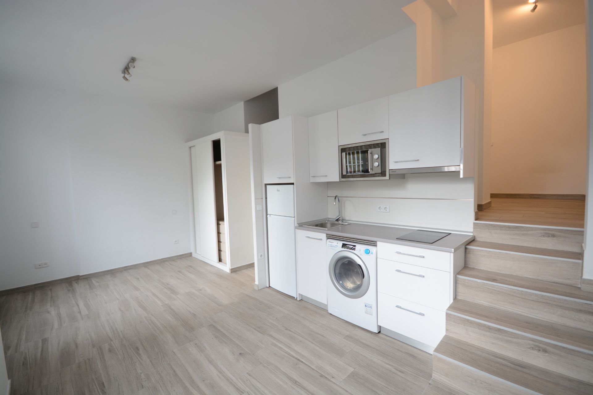 Flat for sale in Calle de Rueza, Lucero