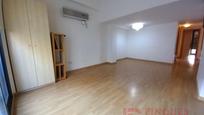 Living room of Attic for sale in Girona Capital  with Air Conditioner, Terrace and Balcony