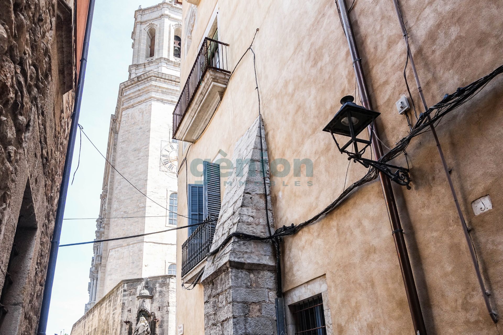 Exterior view of Flat for sale in Girona Capital  with Air Conditioner, Heating and Furnished