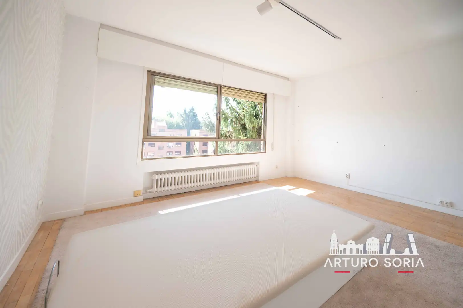 Dormitori de Dúplex en venda en Madrid amb Piscina comunitària
