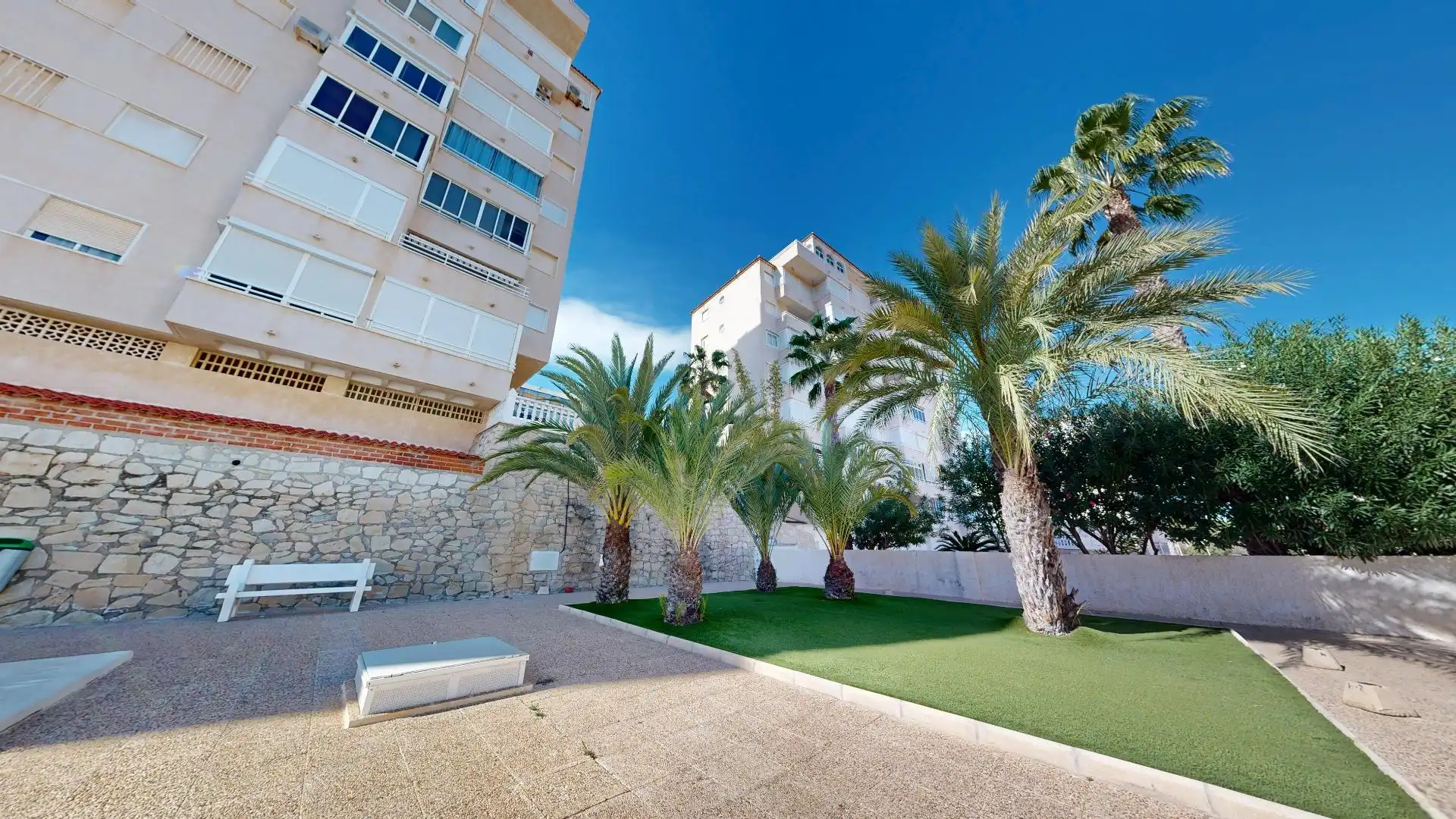 Vista exterior de Apartament de lloguer en Elche / Elx amb Aire condicionat, Calefacció i Terrassa