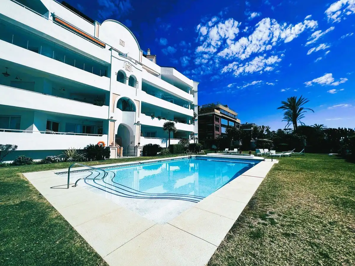 Apartament amb piscina en venda a Avenida Rotary Internacional