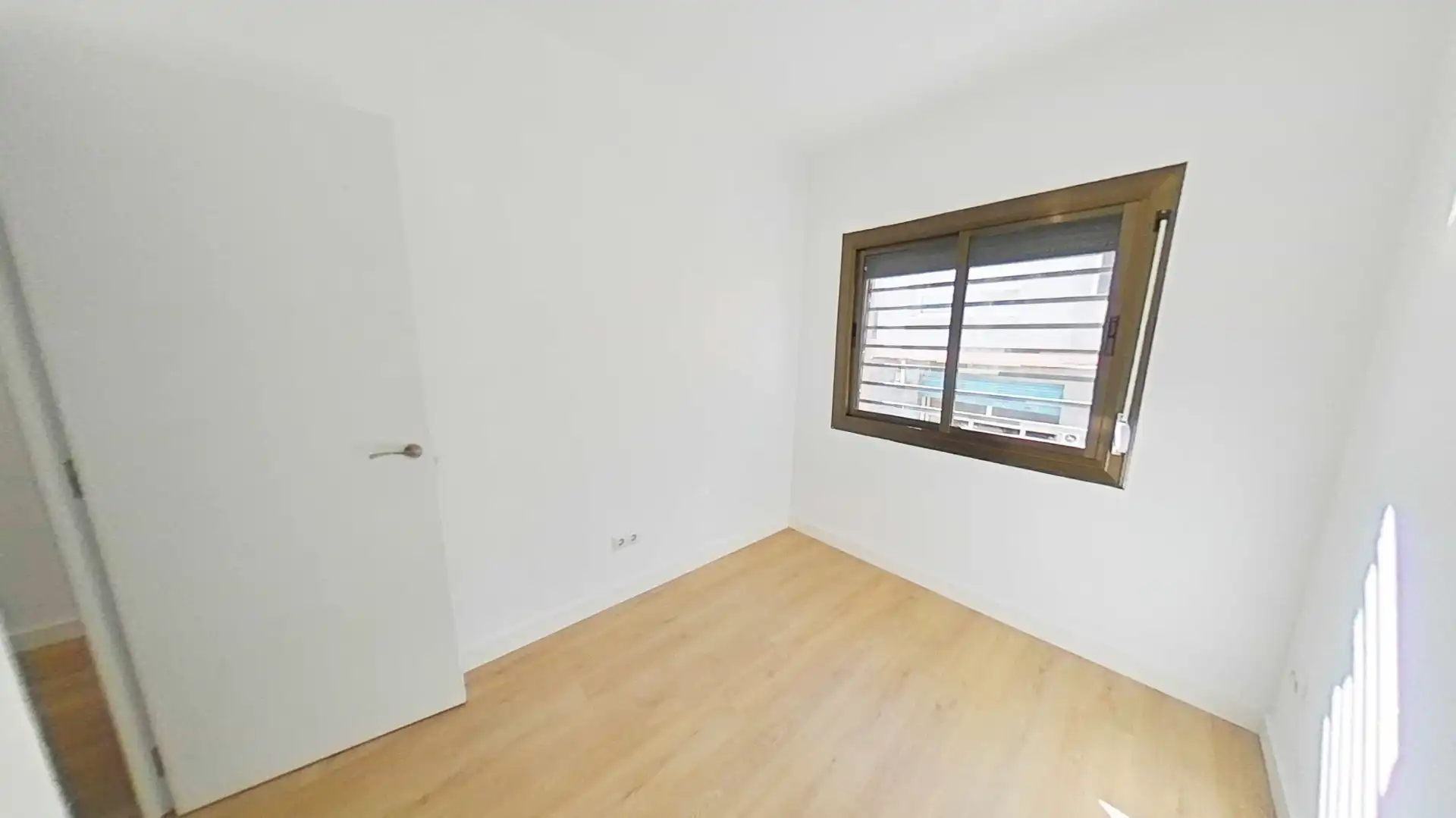 Bedroom of Flat for sale in Sabadell