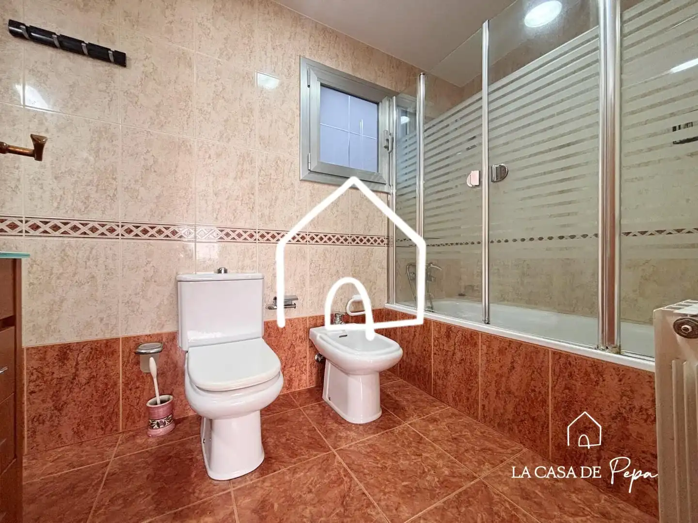 Baño de Piso en venta en Viladecans con Aire acondicionado, Calefacción y Terraza