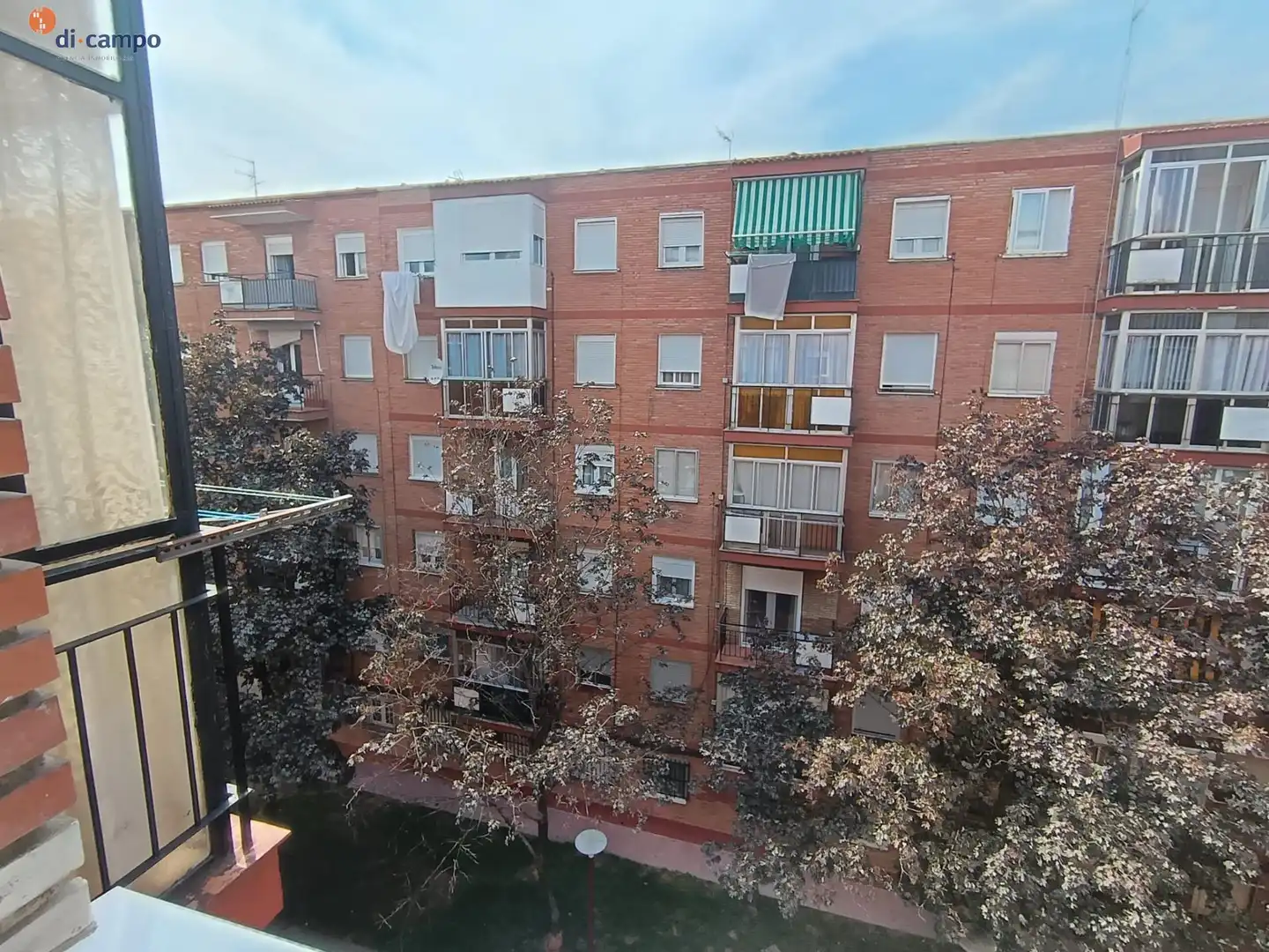 Dormitori de Pis en venda en Valladolid amb Calefacció, Terrassa i Moblat