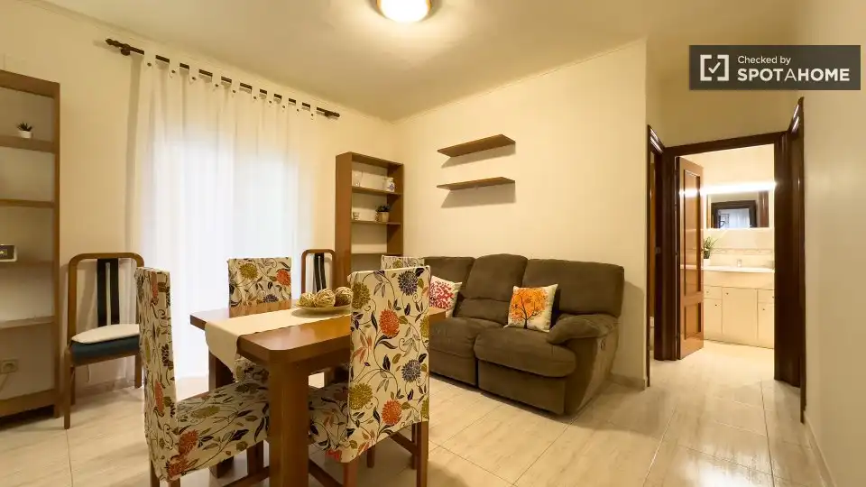 Habitació a Sants-Badal