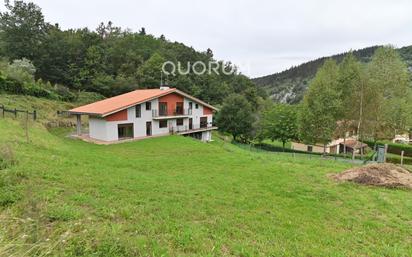 Vista exterior de Casa o xalet en venda en Dima  amb Terrassa