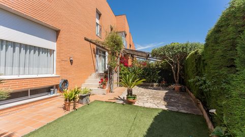 Foto 2 de Casa adosada en venta en Torrent Ballester, Viladecans