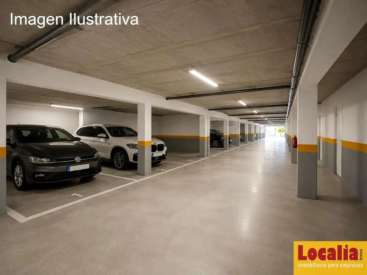 Parking de Casa o chalet en venta en Comillas (Cantabria) con Jardín privado