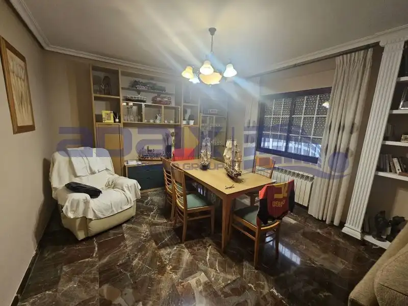 Casa adosada en venta en Puertollano