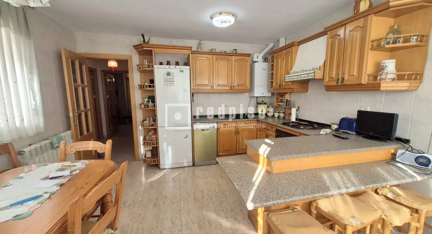 Kitchen of Houses for sale in Getafe  with Air Conditioner, Heating and Parquet flooring