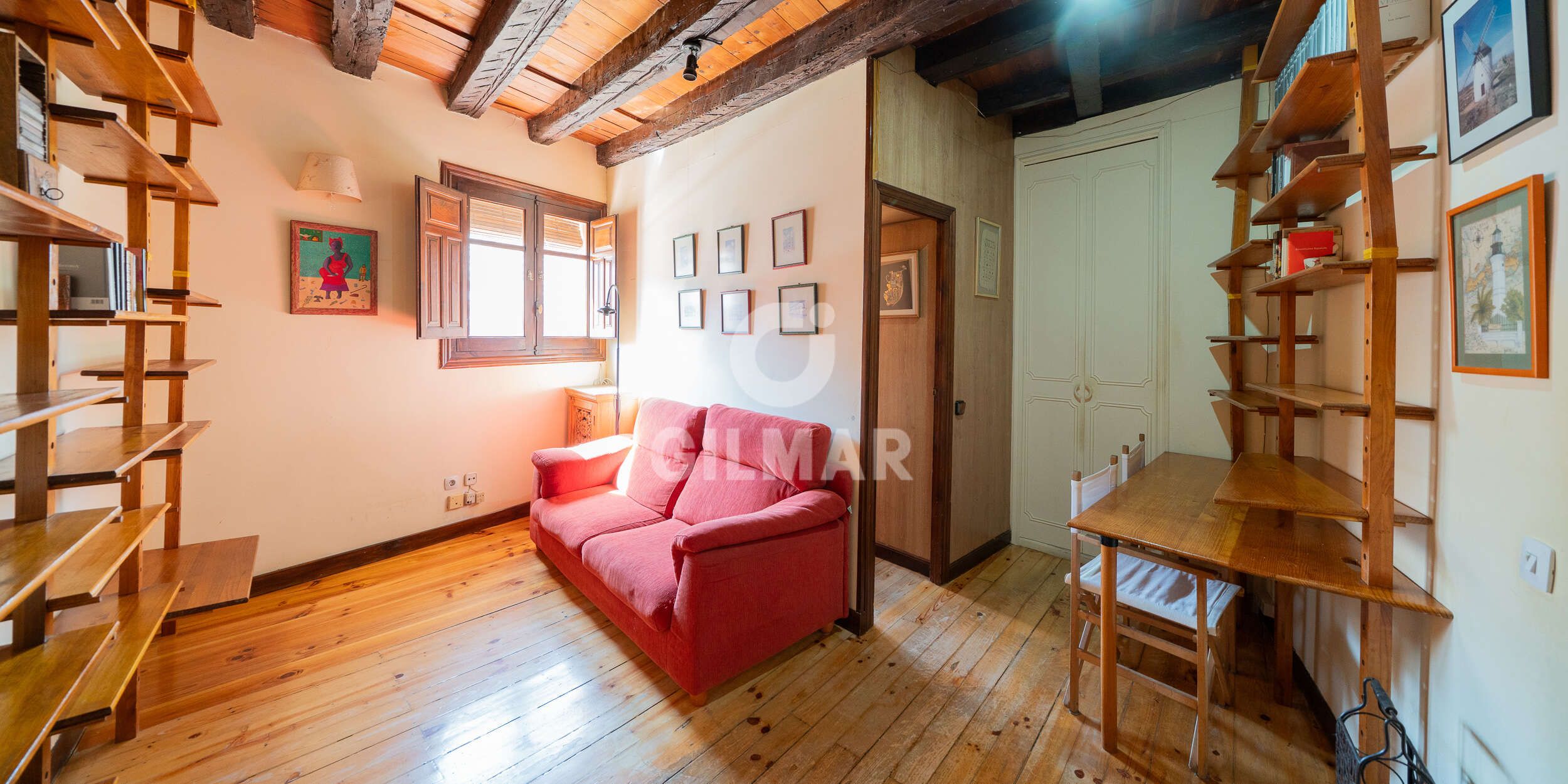 Sala d'estar de Pis en venda en  Madrid Capital amb Calefacció