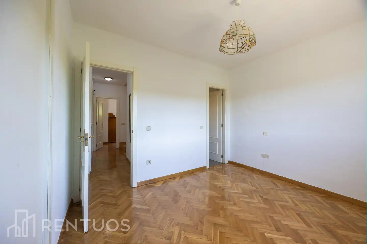 Casa o xalet de lloguer a De Margarita Nelken, Parquelagos - Puente Nuevo