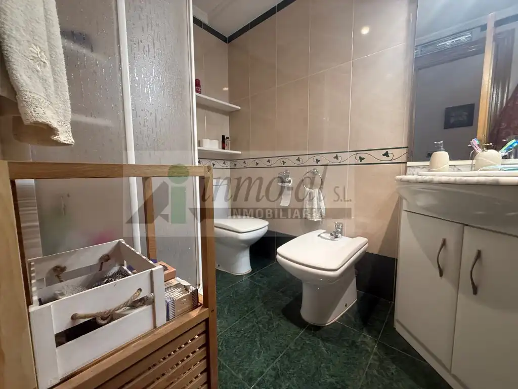 Baño de Piso en venta en Almazora / Almassora