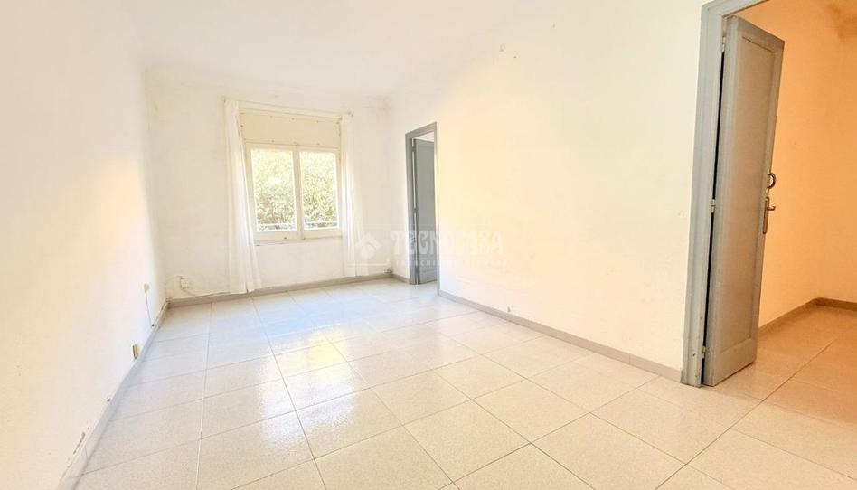 Foto 1 de Piso en venta en Sant Antoni, Barcelona