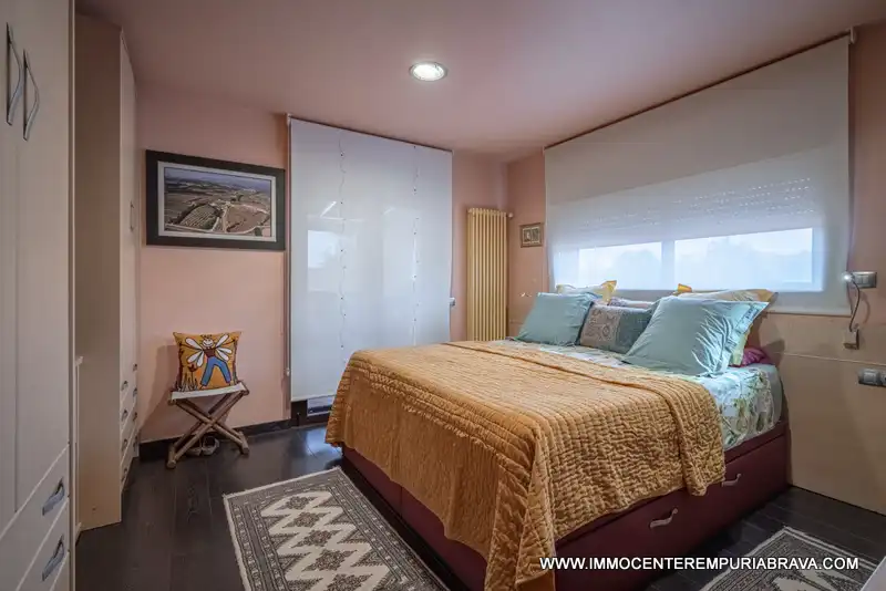 Habitación de Finca rústica en venta en Masarac i Vilarnadal con Aire acondicionado, Jardín privado y Terraza