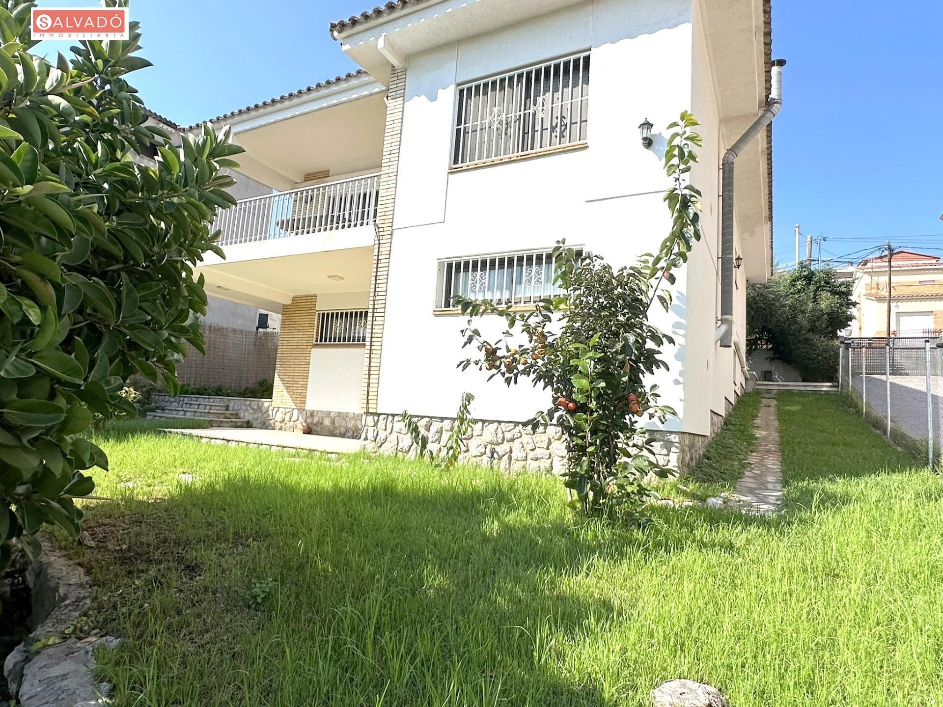 Exterior view of House or chalet for sale in Calafell  with Air Conditioner, Heating and Private garden